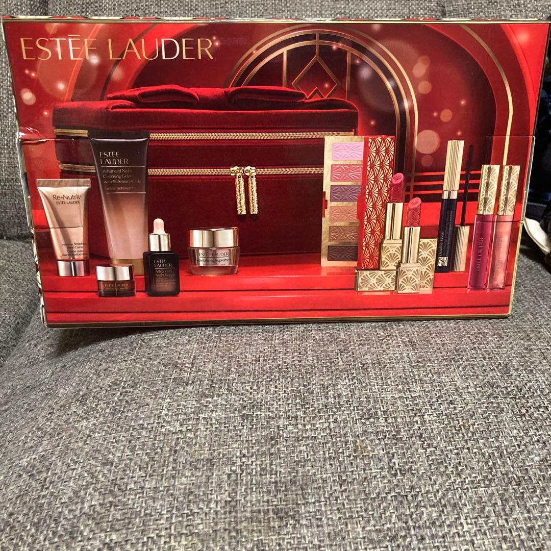 ESTEE LAUDER 2024クリスマスコフレ