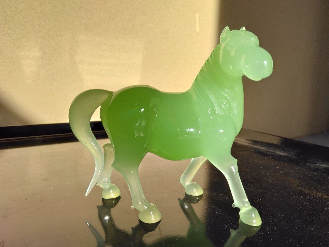 馬　縁起物　ガラス工　上海で