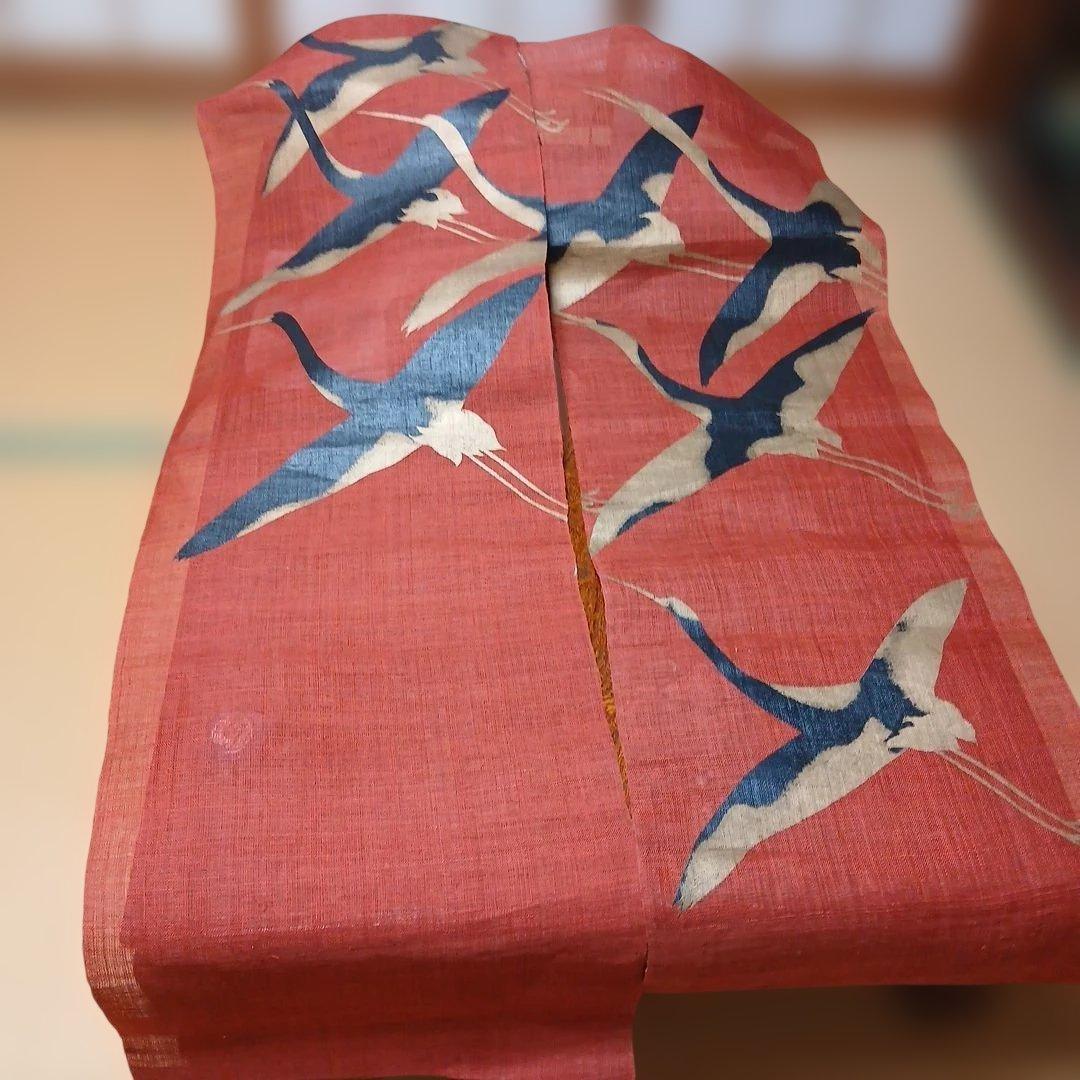 プロフ必読　万葉舎麻のれん 漆染めのれん 鶴 朱赤 サイズ:88×150cm