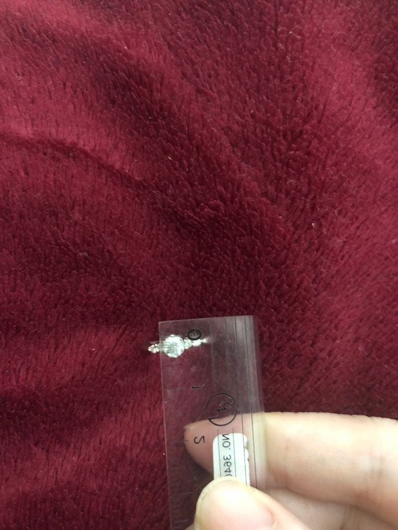 azaleaホワイトサファイア指輪　証明書有り　ケース付き　即日&匿名配送