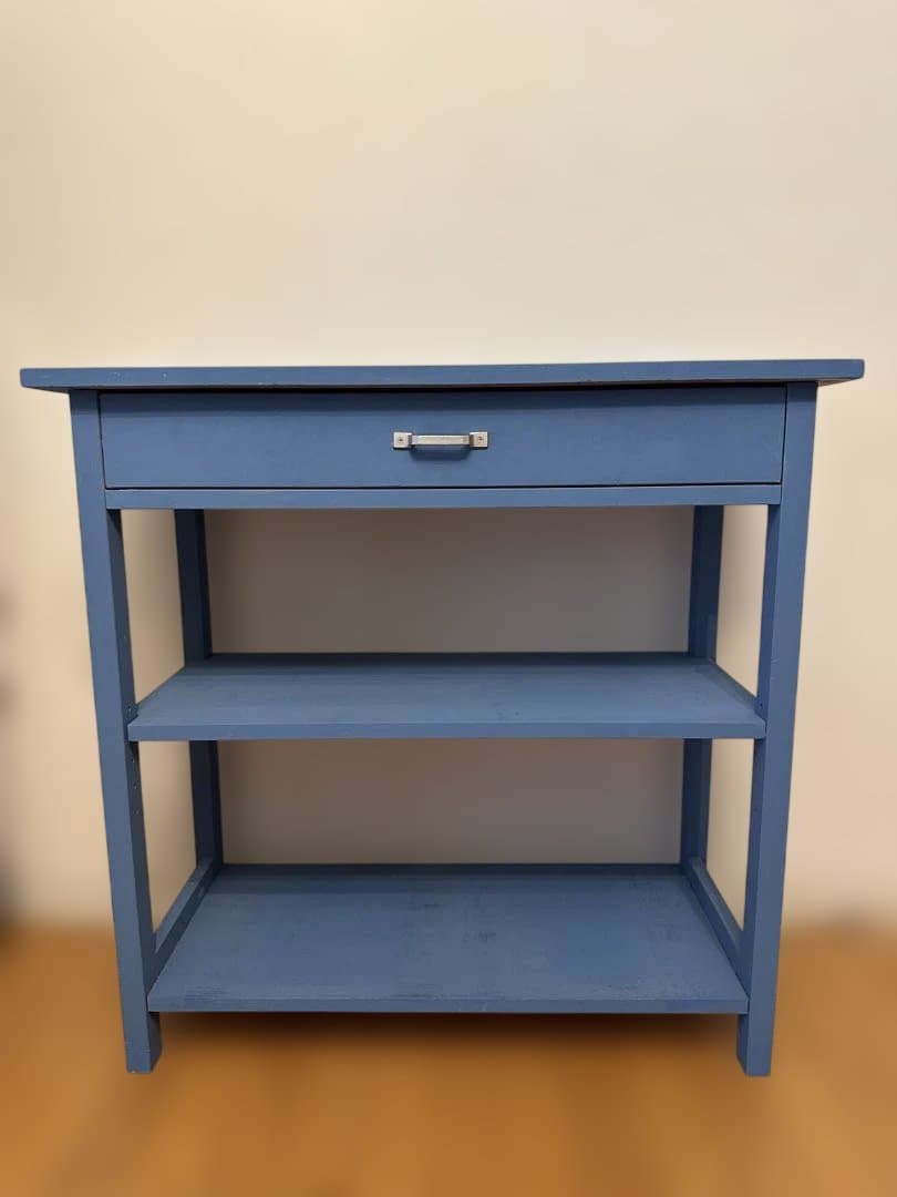 青色の3段シェルフ 引き出し付き