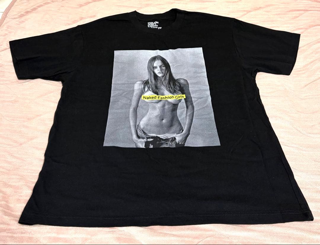 MINEDENIM Naked Fashion Girls グラフィックTシャツ