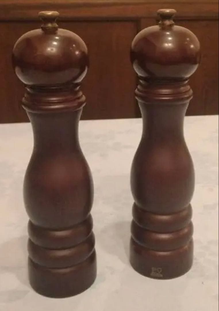 PEUGEOT木製ペッパーミル、ソルトミルセット