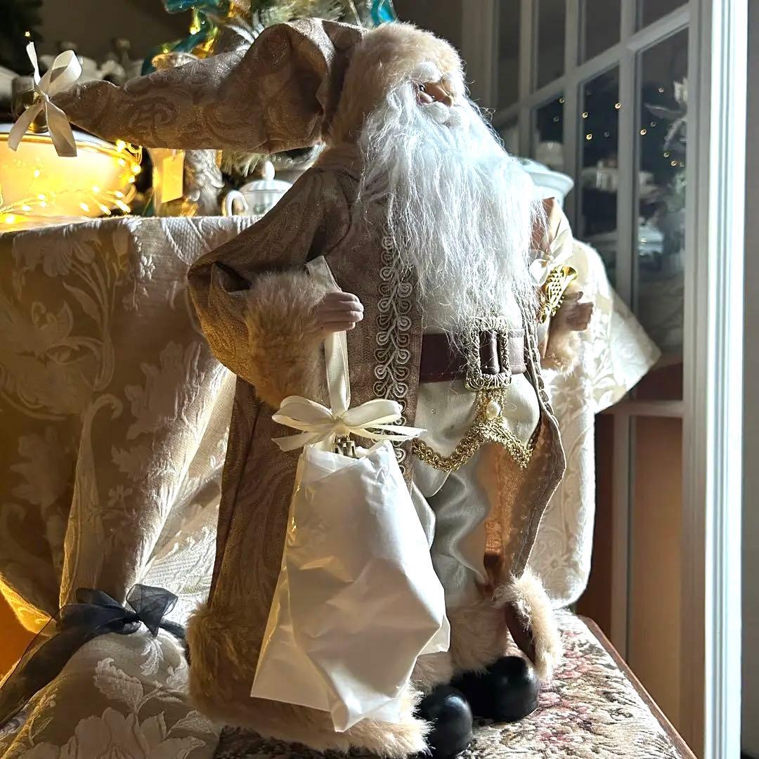 フレンチエレガントꕤ.。ゴールドとパールが奏でる大人のサンタクロースドール