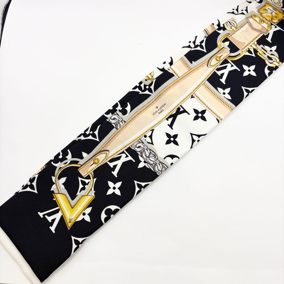 あやや極美品　LOUIS VUITTON ルイヴィトン バンドー スカーフ