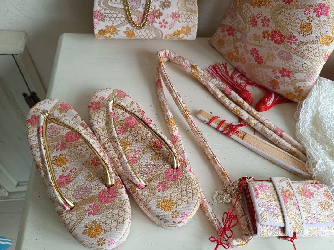 くすみブルーに大きな花薬玉の着物と帯☆七五三フルセット