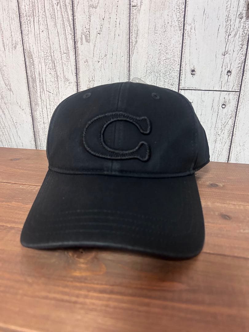新品未使用　COACH ブラック ベースボールキャップ