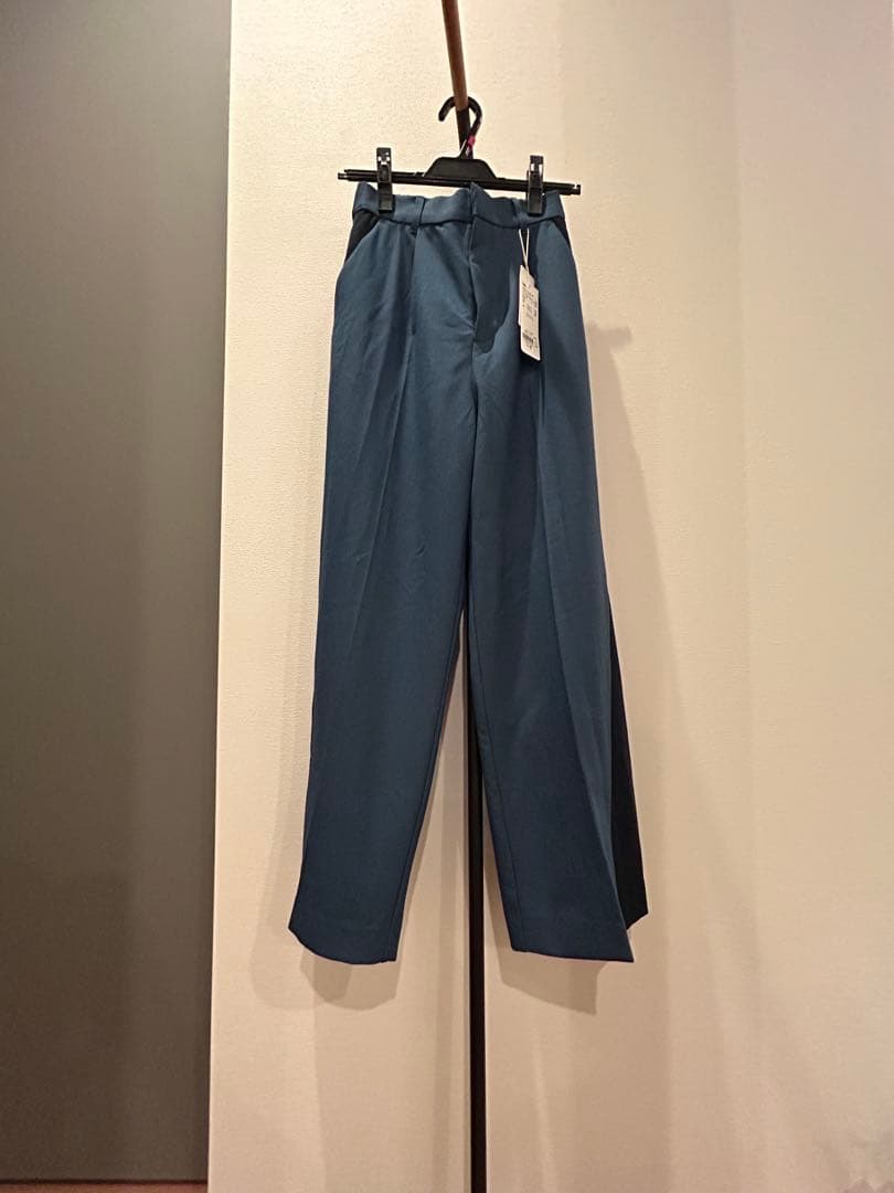 HAREバイカラープリーツコート&バイカラーストレートパンツセットアップ購入のみ