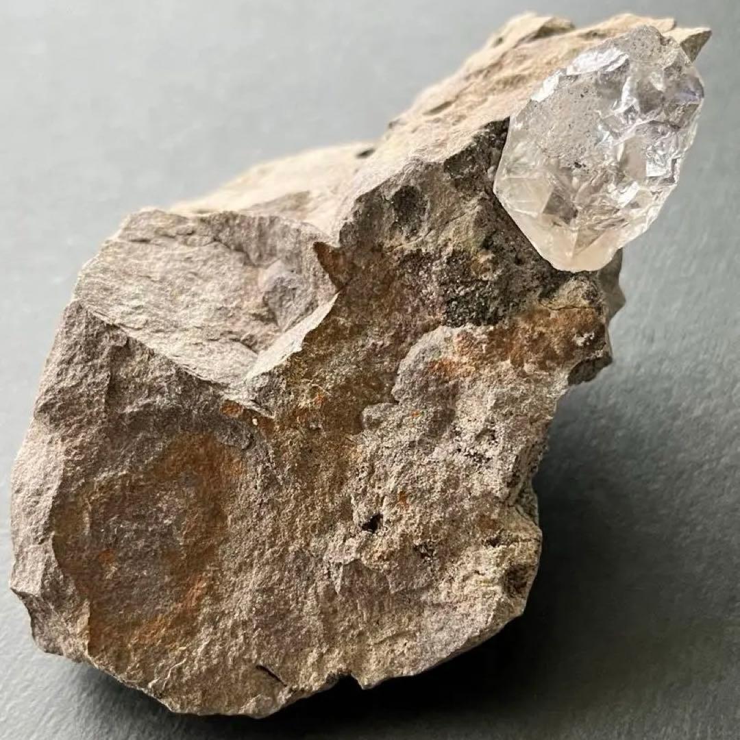 天然石　原石　ハーキマーダイヤモンド　母岩付き　339g パワーストーン