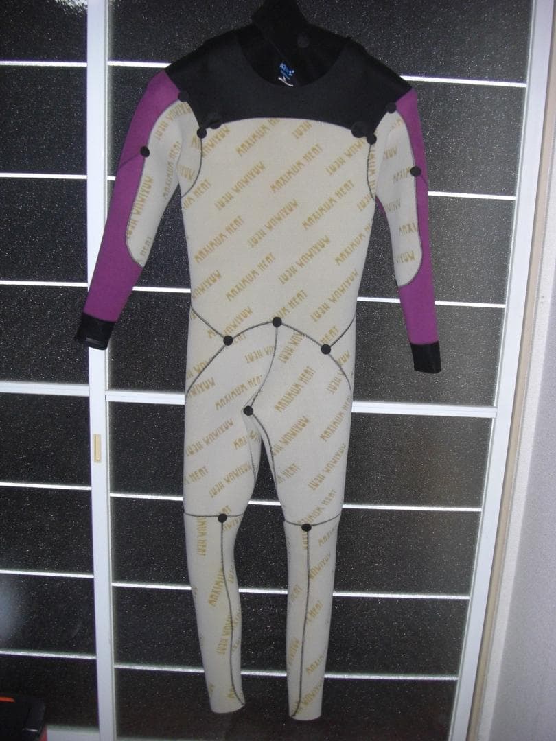 ほぼ未使用 FELLOW5x3チェストジップセミドライ