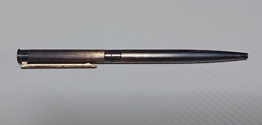 ヴィンテージMONTBLANC モンブランスクリュー式 ボールペン (匿名配送)