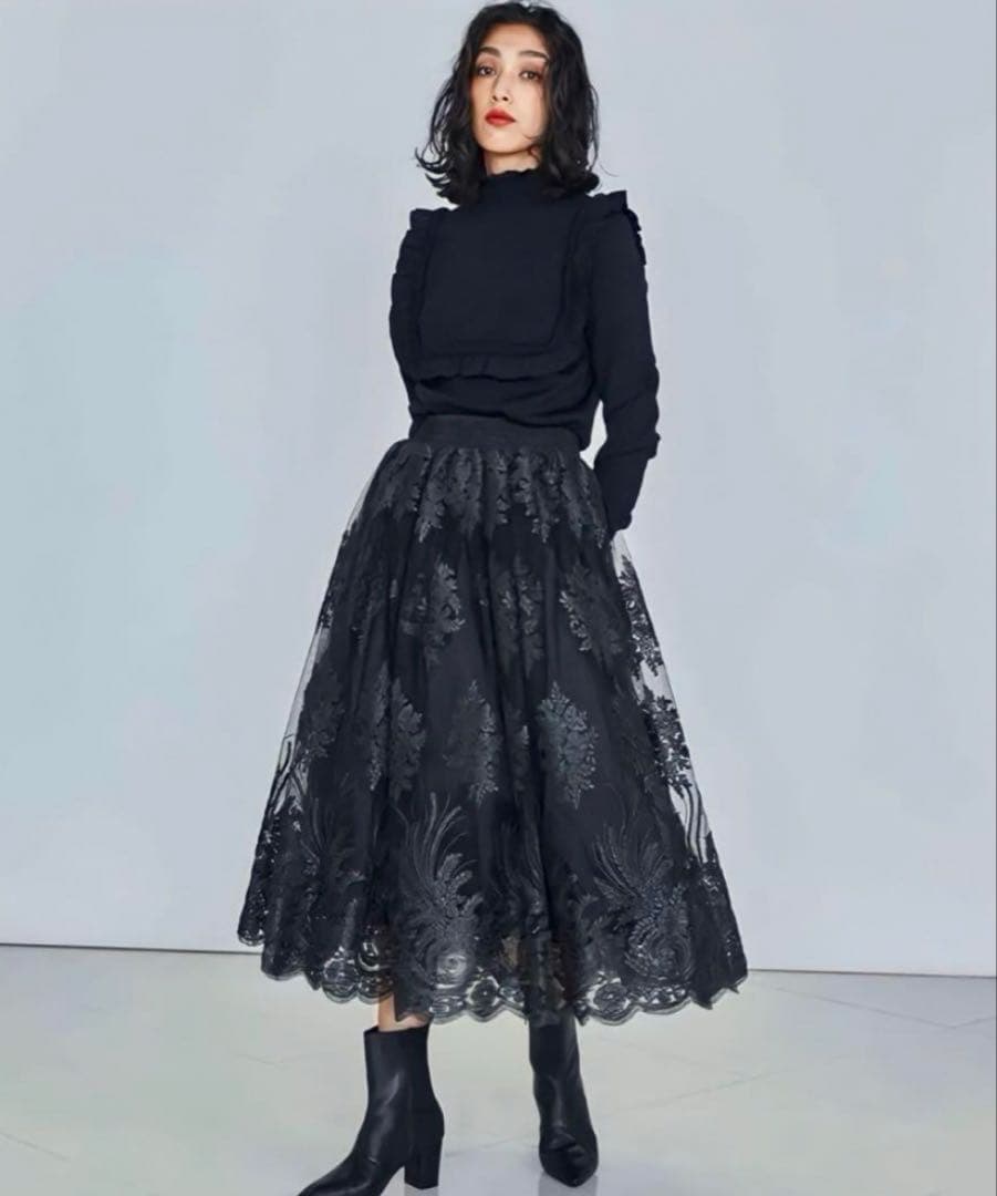 ✨ポアン✨【新品タグ付き】Sov.ダブスタ 刺繍 チュールスカート