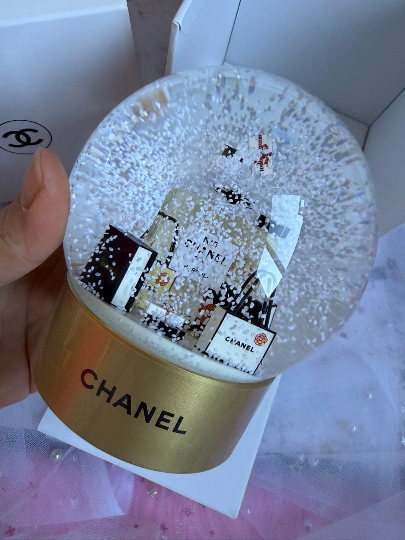シャネル　100周年　ノベルティ　スノードーム