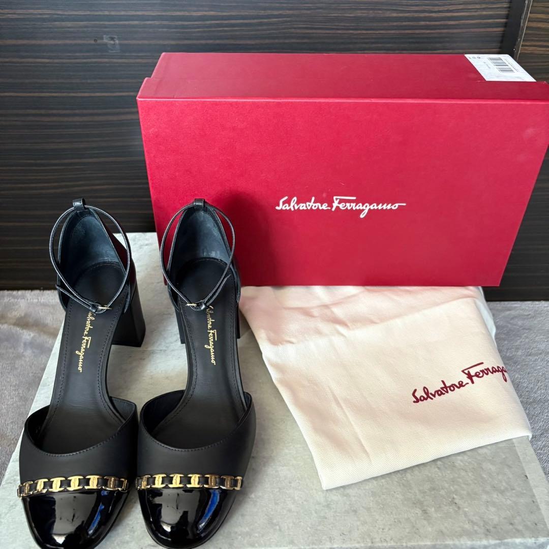 Salvatore Ferragamo フェラガモ パンプスAvice