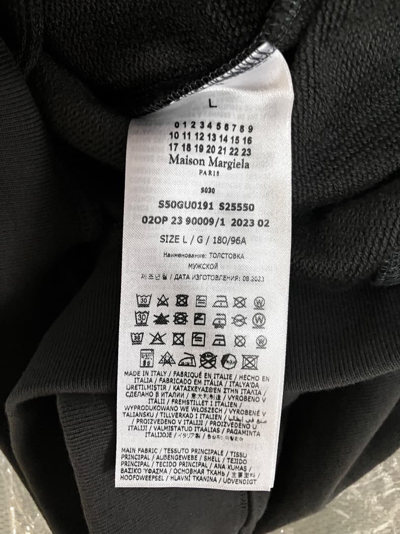 新品 L メゾンマルジェラ 23aw 反転ロゴ パーカー 黒黒 17784