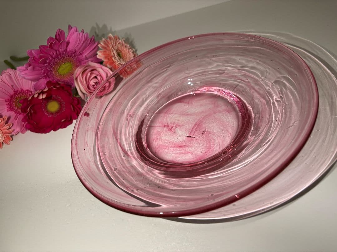 ピンクガラス 皿 プレートデザート皿 パスタ皿 盛り皿 　直径約20.5㎝
