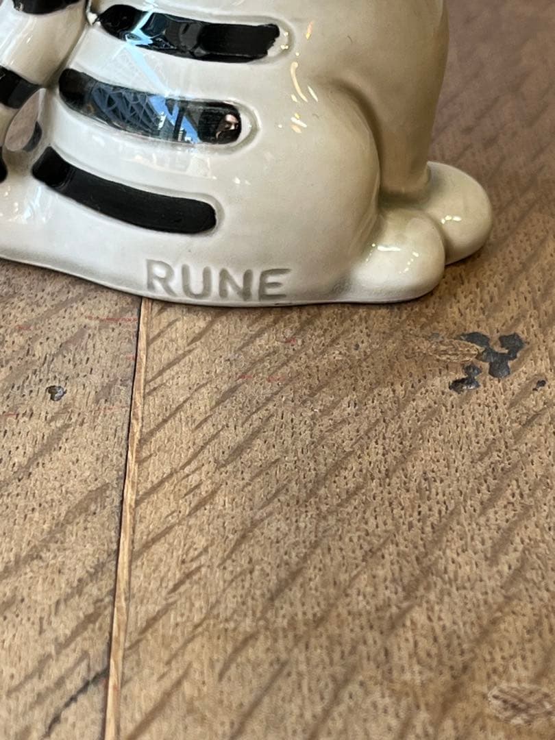 内藤ルネ　猫の貯金箱　RUNE 置物　希少カラー　レトロ雑貨　古雑貨