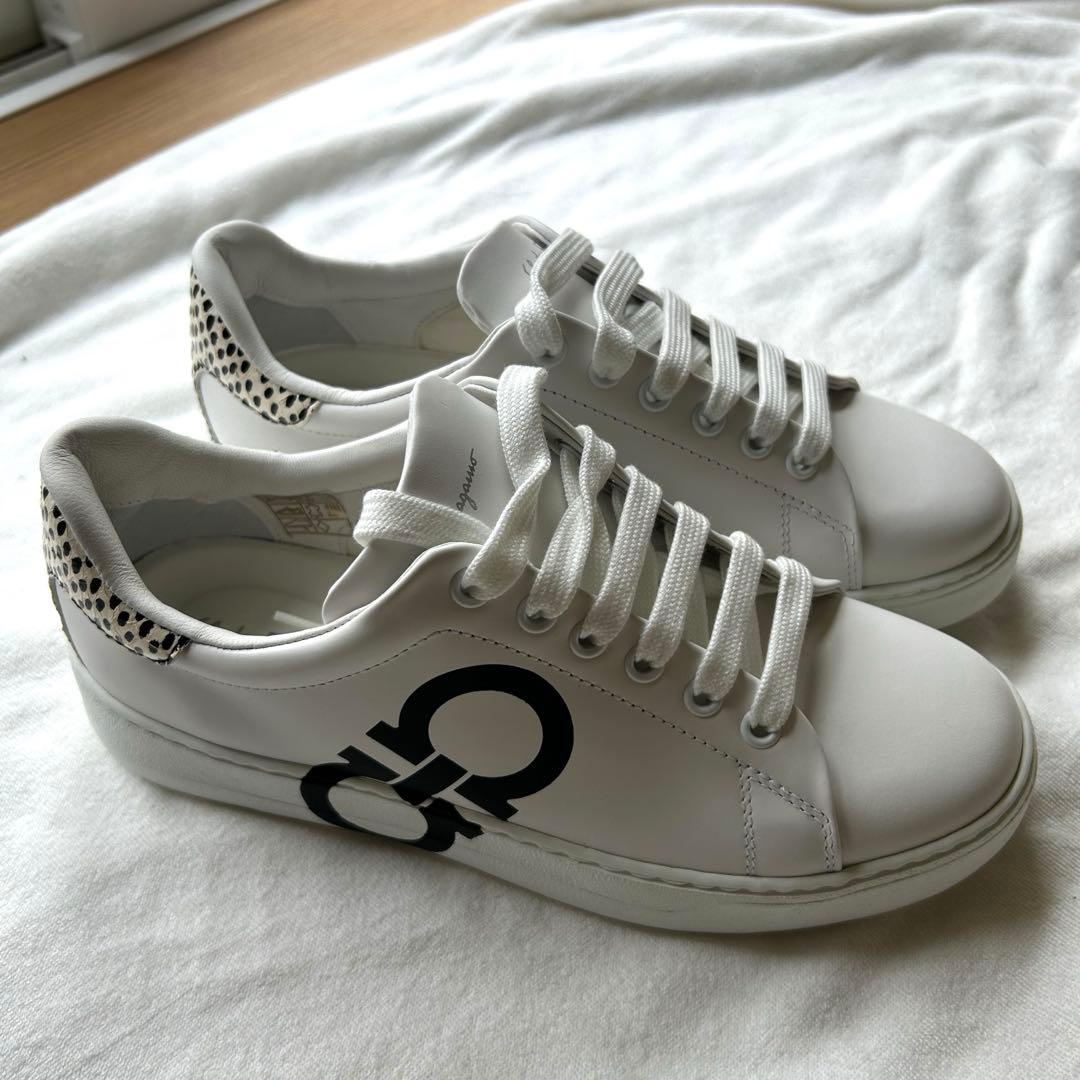 Salvatore Ferragamo レディーススニーカー