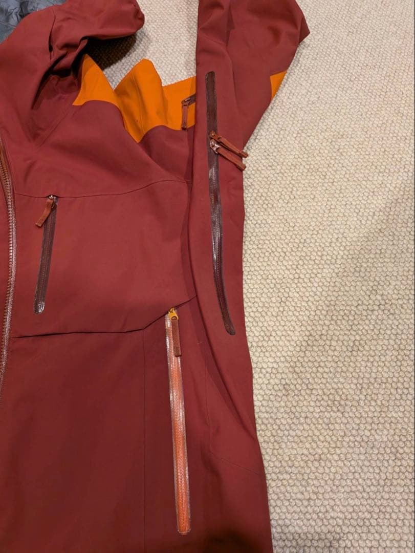 アークテリクスサイドワインダージャケットサイズs廃盤品