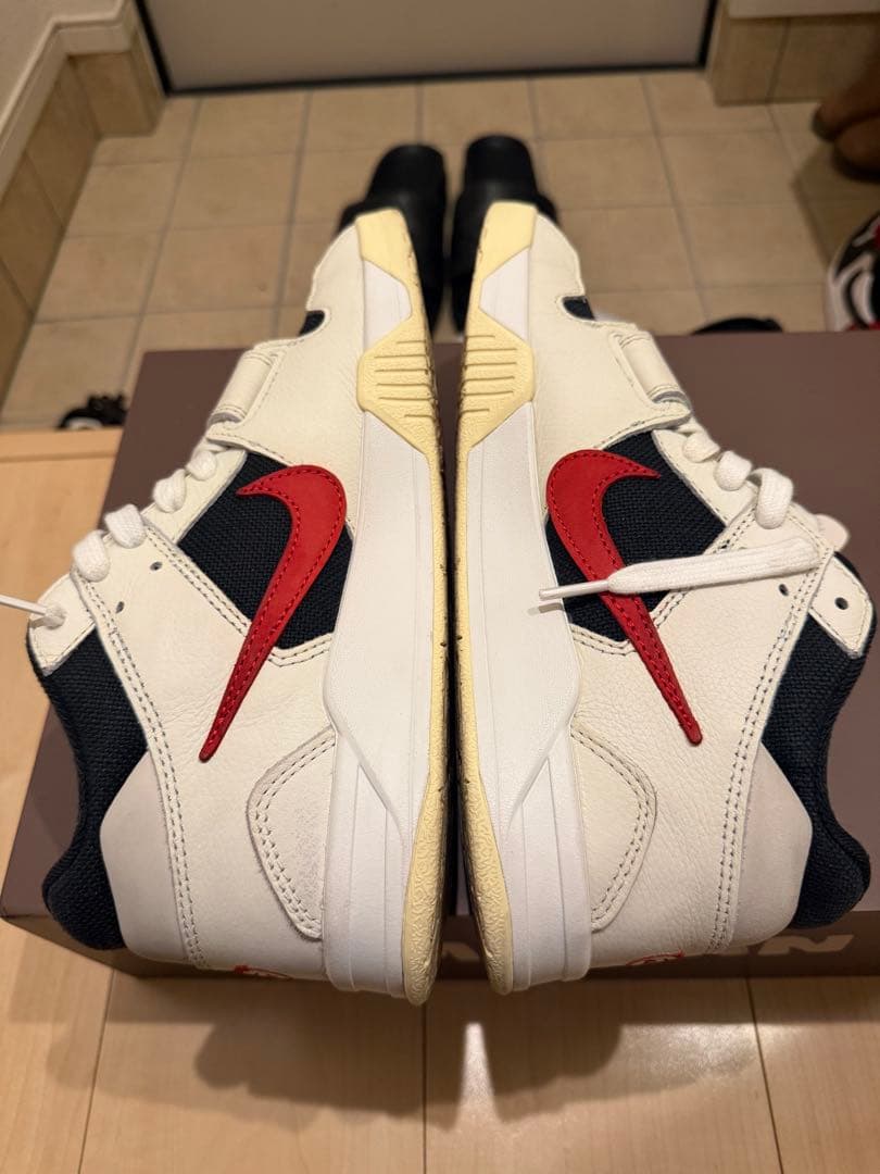 靴 travis jumpman jack red 27.5