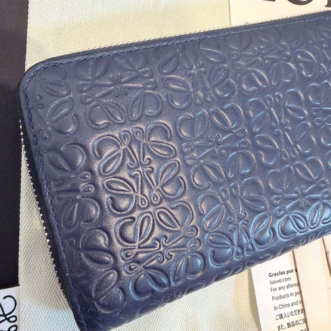 LOEWE長財布