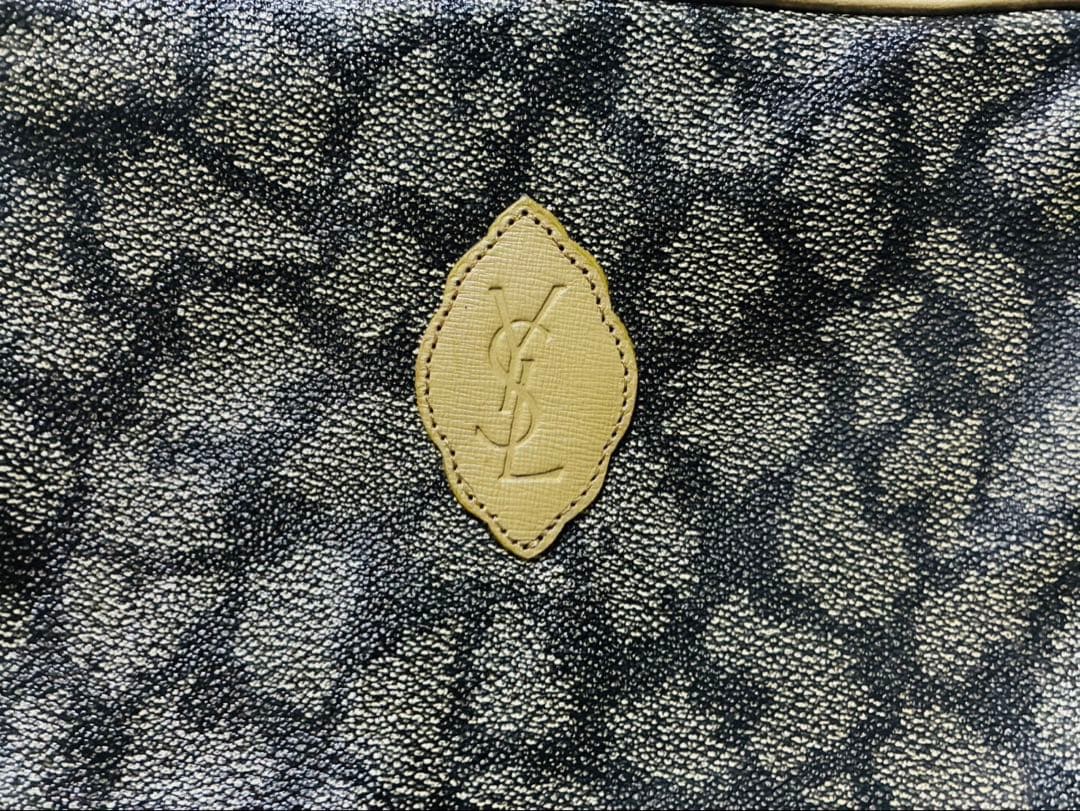 イヴサンローラン ボストンバッグ クラッチバッグ　旅行バッグ 大容量 ジラフ柄