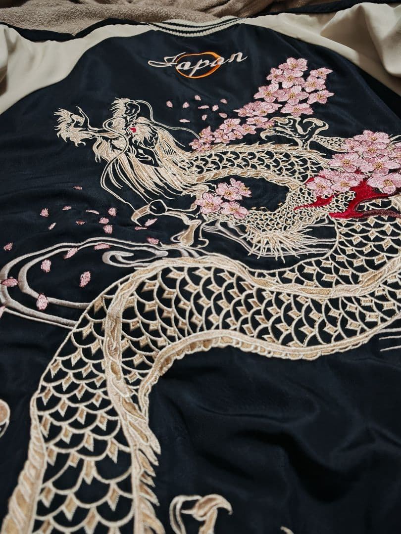 絡繰魂 美品 龍 日本限定 スカジャン vintage サテン unisex