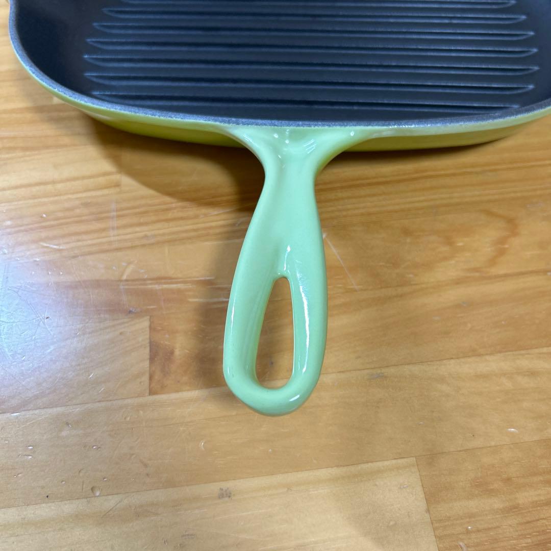 ルクルーゼ　オーバルスキレット　スキレット　グリル　32cm キウイ