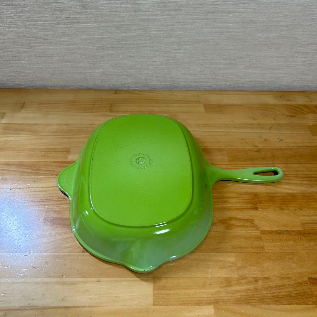 ルクルーゼ　オーバルスキレット　スキレット　グリル　32cm キウイ