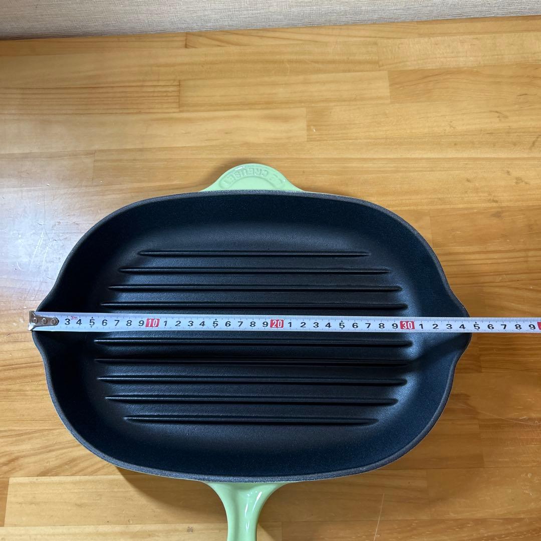 ルクルーゼ　オーバルスキレット　スキレット　グリル　32cm キウイ