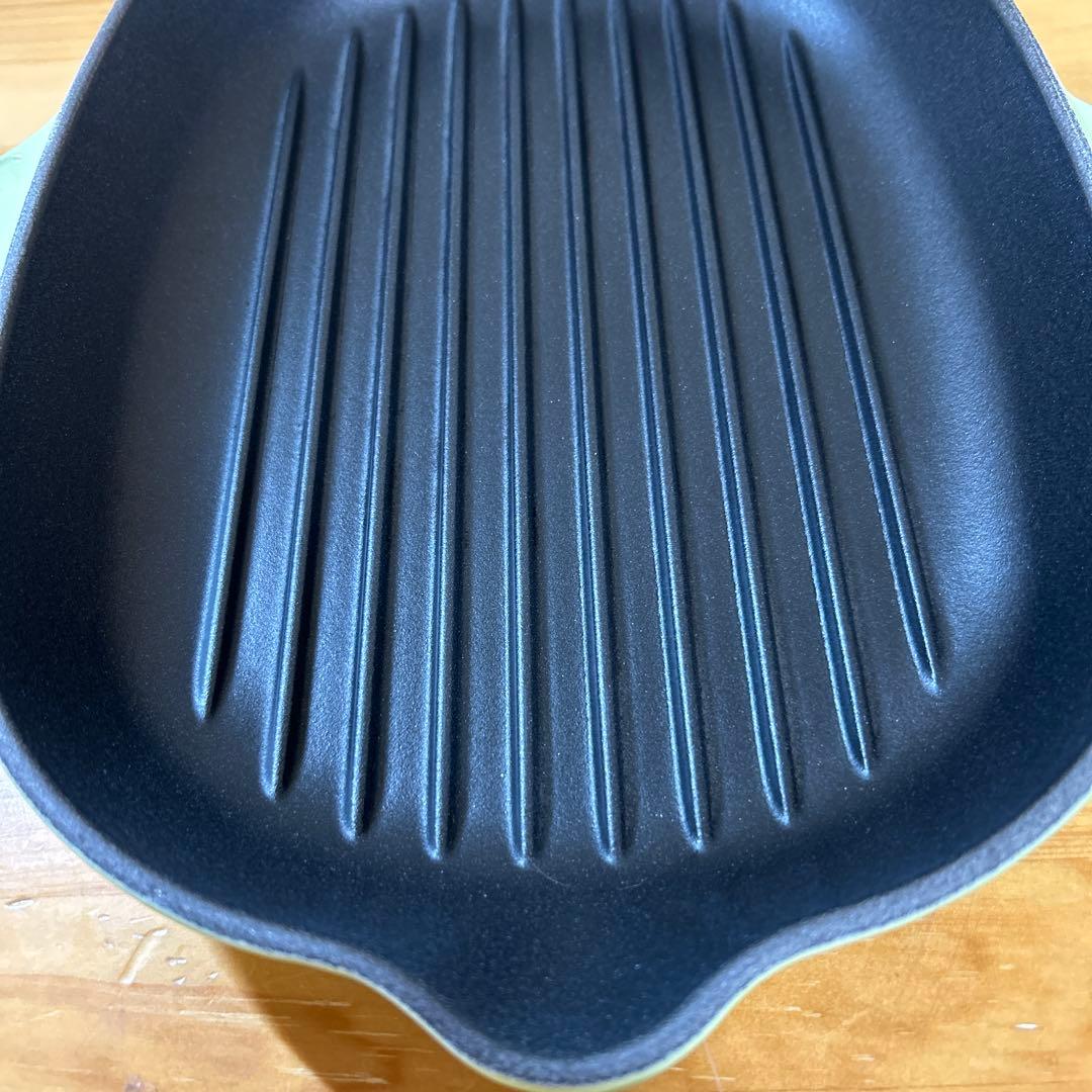ルクルーゼ　オーバルスキレット　スキレット　グリル　32cm キウイ