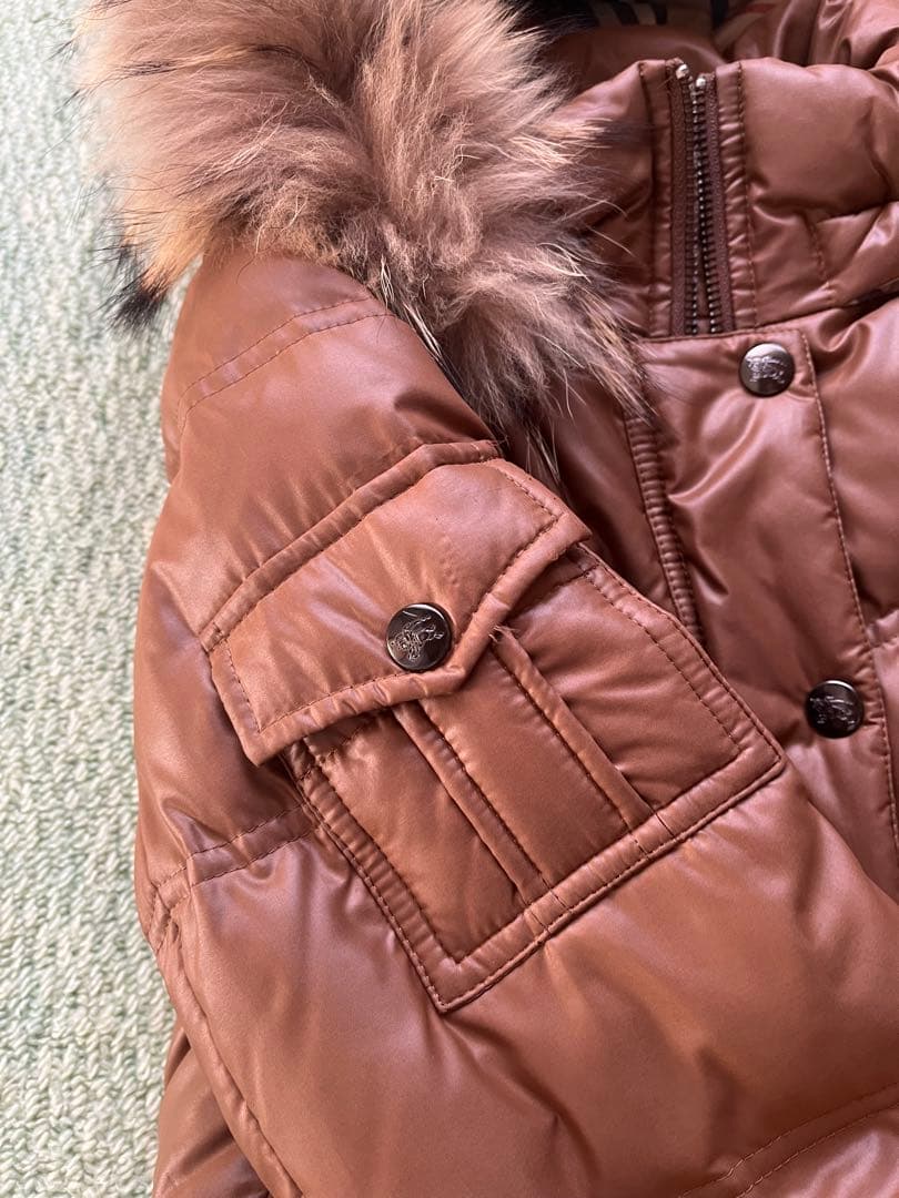 バーバリーブルーレーベル ダウンジャケット