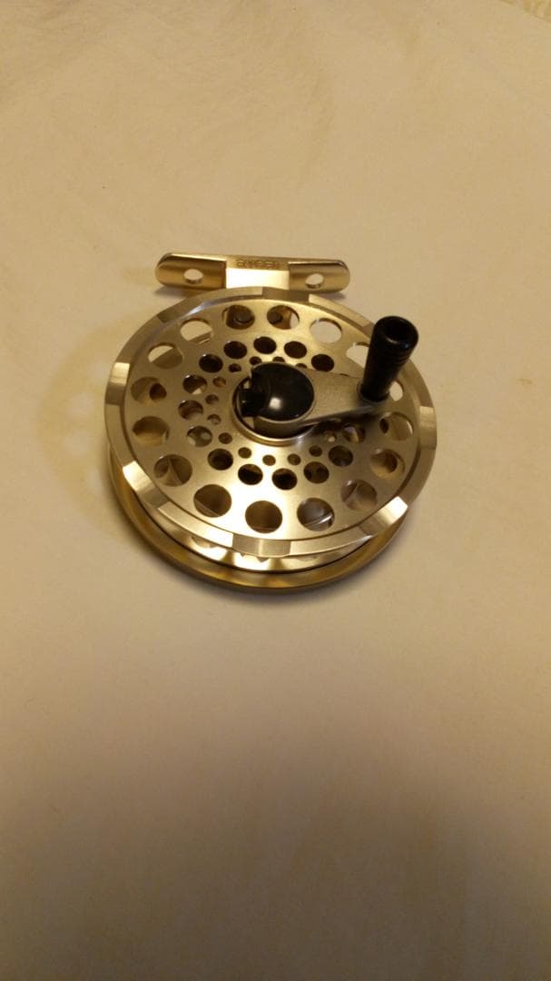 訳アリ　展示品　新品未使用　リョービ　メタロイヤル　チヌ８０８ＧＬ　ゴールド