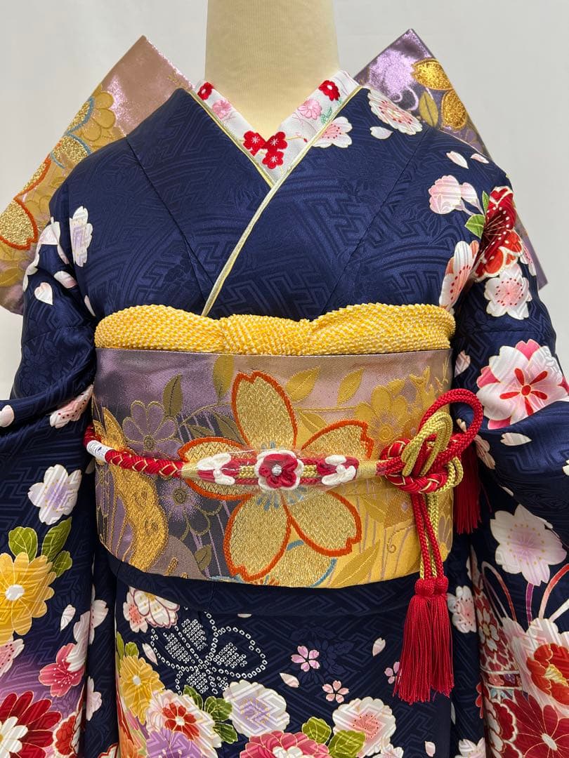 振り袖　フルセット　長襦袢付　豪華　美品　成人式　金彩加工　刺繍入り　609