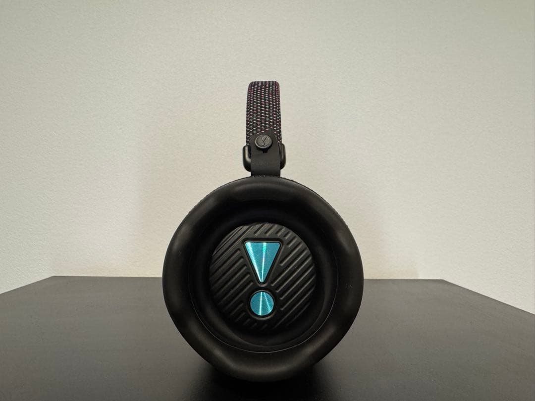 JBL Charge 6 ファンキーブラック 室内使用のみ 11/29購入