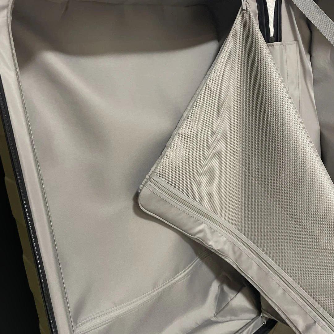 アポロ様 無印良品 大型87L キャリーケース キャスターストッパー付き　鍵無し