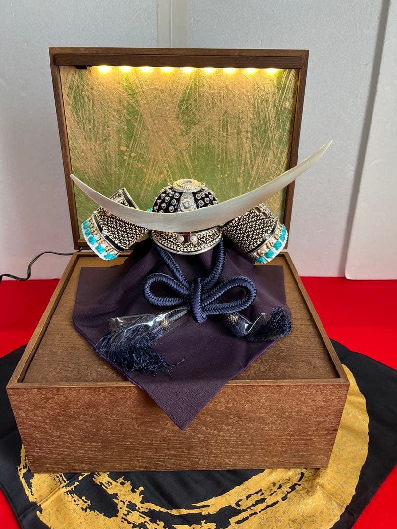 伊達政宗公　収納型飾り台LED屏風　政宗公ハンカチ付