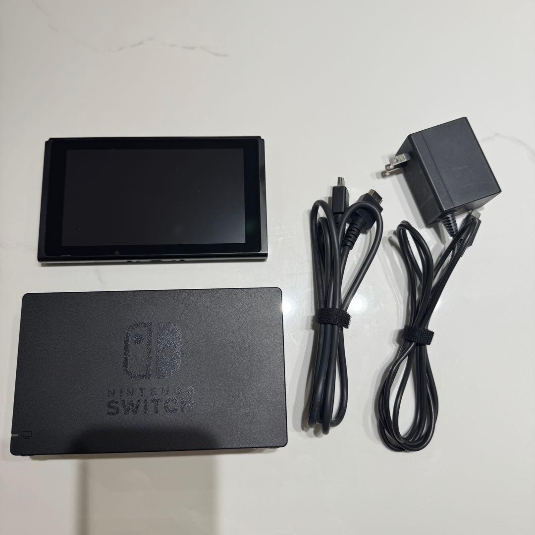 任天堂 Switch 本体 ジョイコンなし 付属品あり ブラック