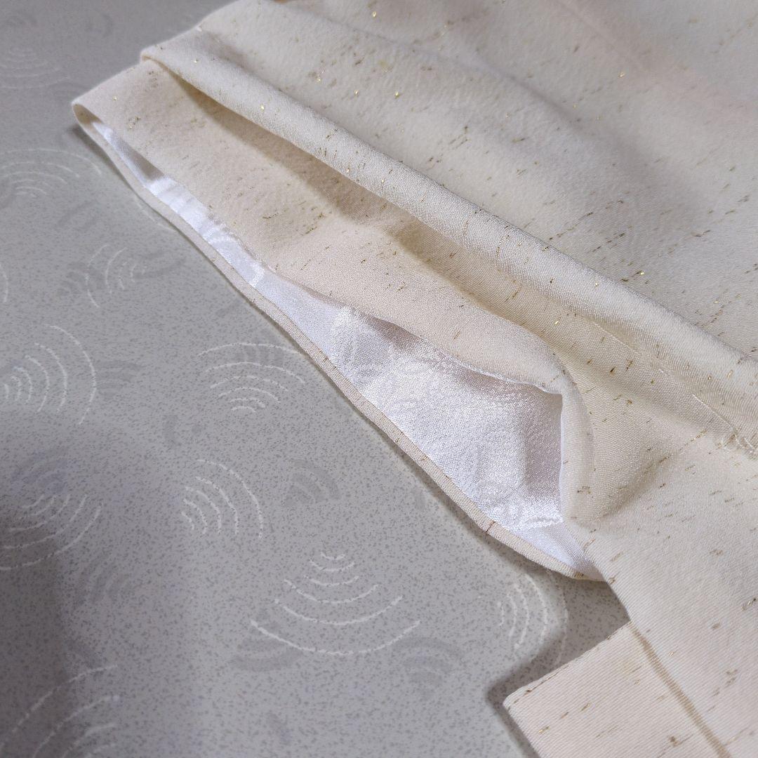 七五三３歳正絹アイボリー色に金糸が織り込まれた手縫いの被布（中綿無し）