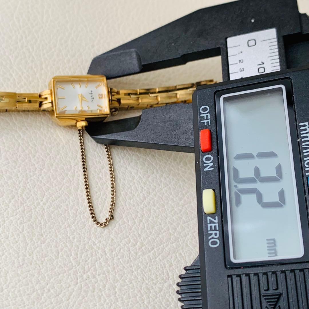 稼働品 美品 アガット ダイヤモンド 腕時計 ゴールド スクエア silver