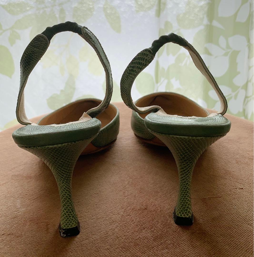 【美品】Manolo Blahnik グリーン ポインテッドトゥ ヒール