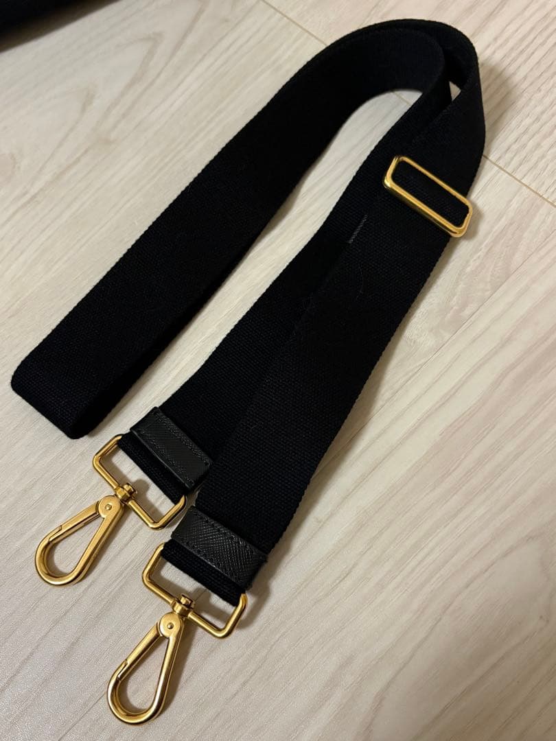 PRADA ブラック カナパ　トートバッグ