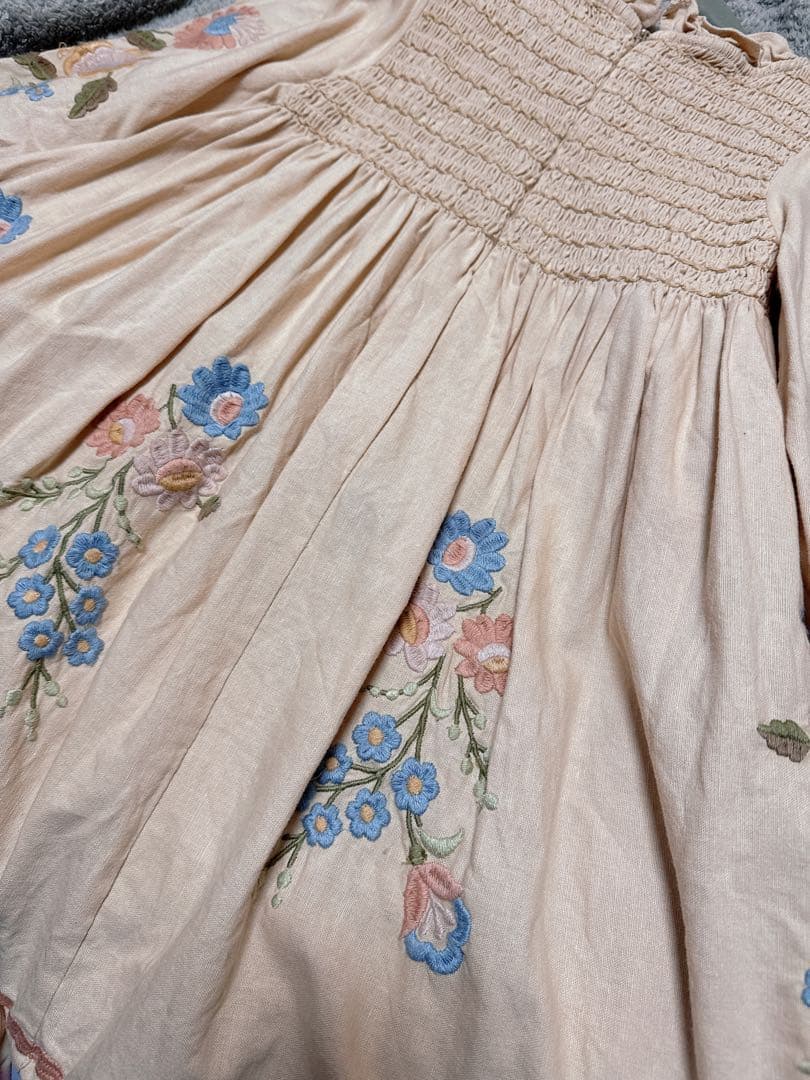 apolina mia dress 5-7 刺繍入りベージュ長袖ワンピース