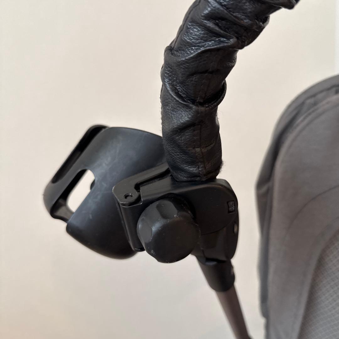 サイベックス　グレー 折りたたみ式 ベビーカー 日よけ付き　AB型