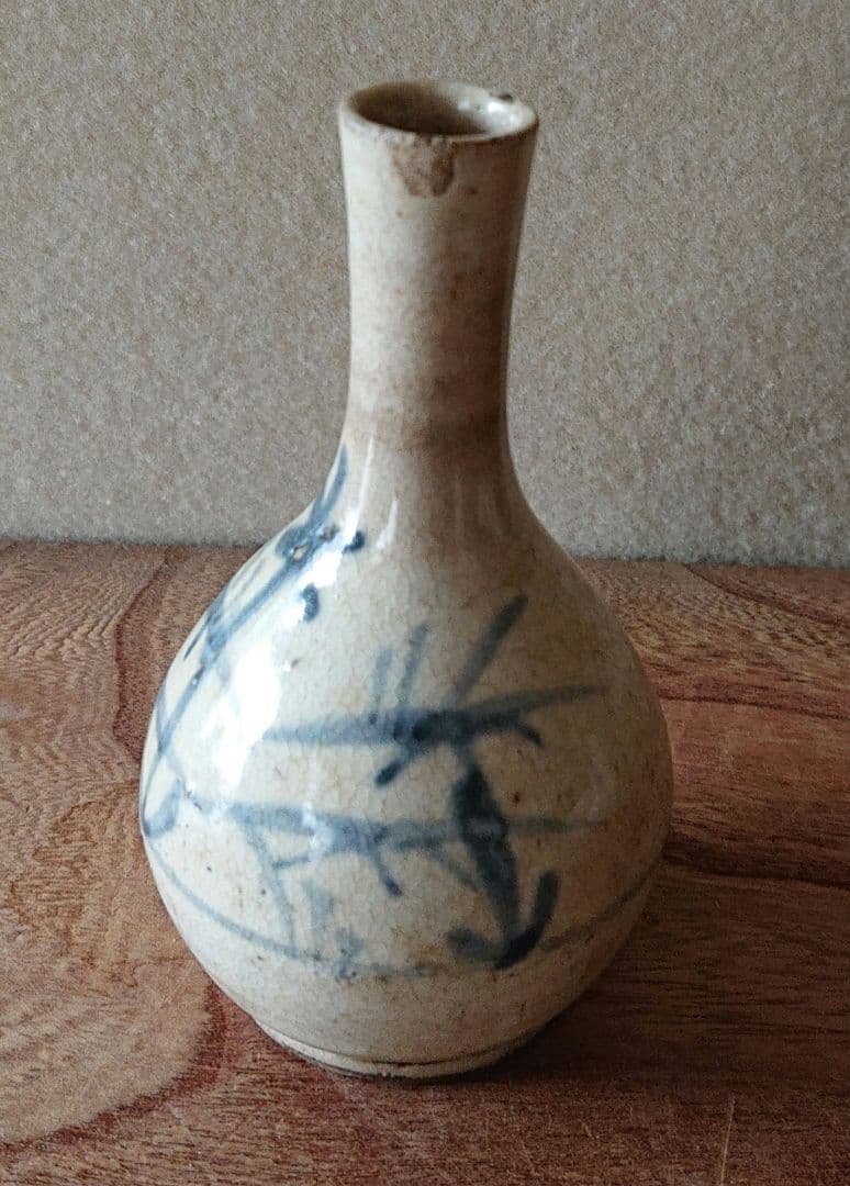 古伊万里一輪差し 青い絵付け