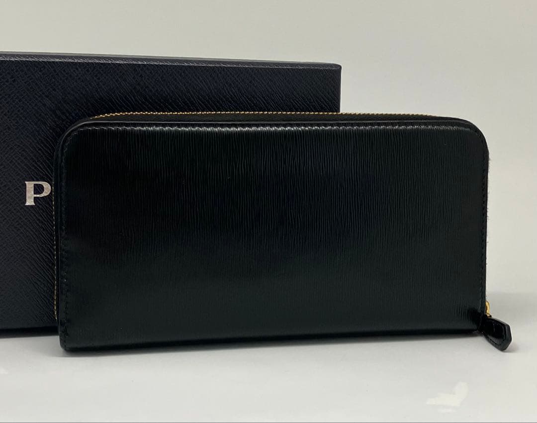 ⭐️ 極美品 プラダ ヴィッテロ ムーブ ラウンド ジップ 長財布 ブラック