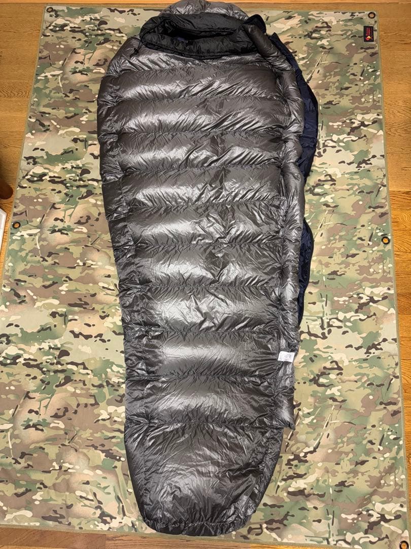 ナンガ　オーロラライト450DX シュラフ　寝袋