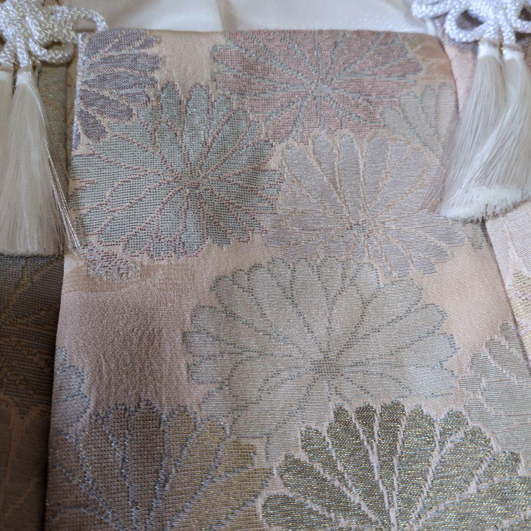 七五三３歳正絹刺繍入りの被布（中綿無し）ベージュ色