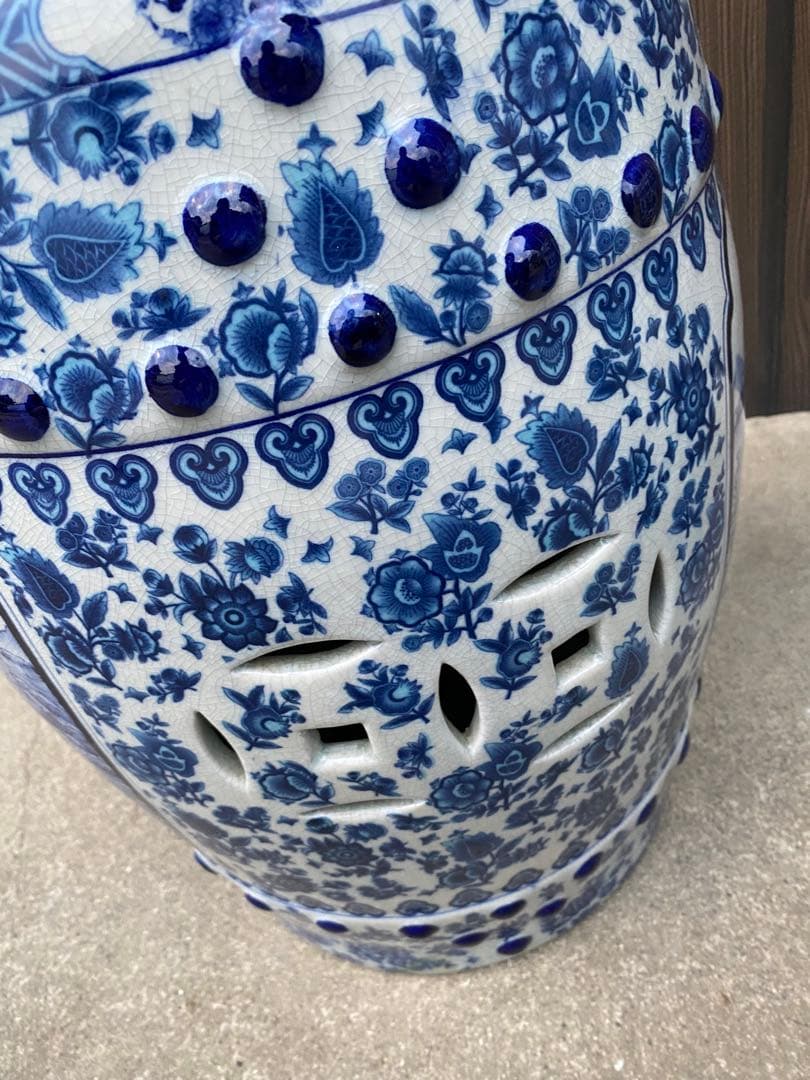 陶器　椅子　花台　ガーデンチェア　染付　山水風景　イス　フラワースタンド　 玄関