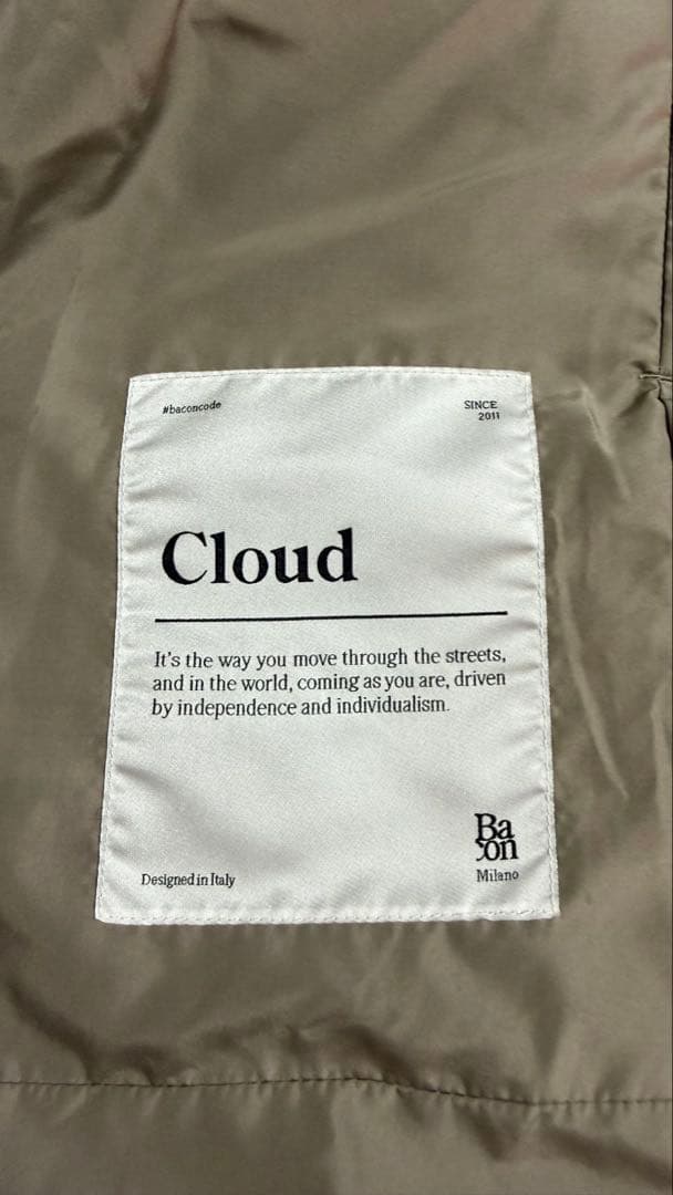 Bacon ダウンジャケット Cloud グレージュ　美品